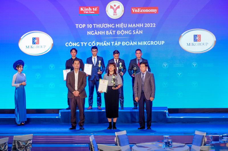 Thông báo hoàn thành đăng ký hợp đồng mẫu, điều kiện giao dịch chung